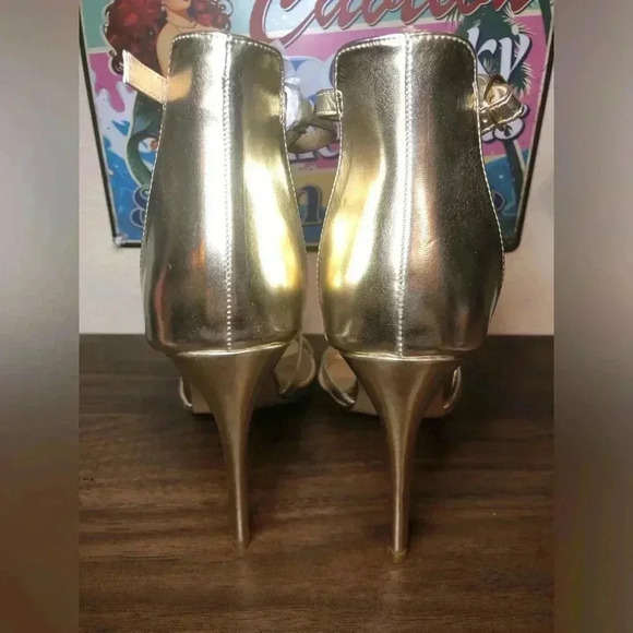 VENUS Strappy Gold Heels - Picture 9 of 13